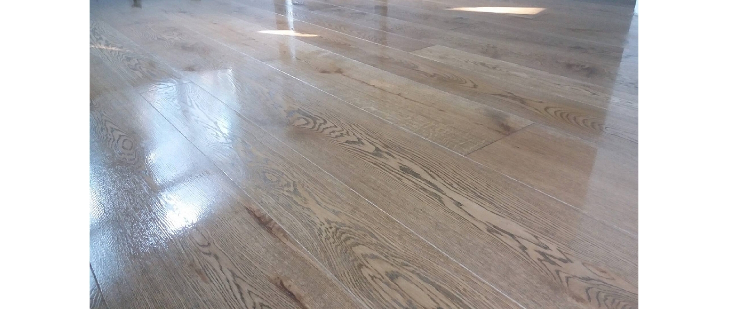 Professional oak and ash wood flooring and parquet laying, restoration, trade. Made in Latvia.