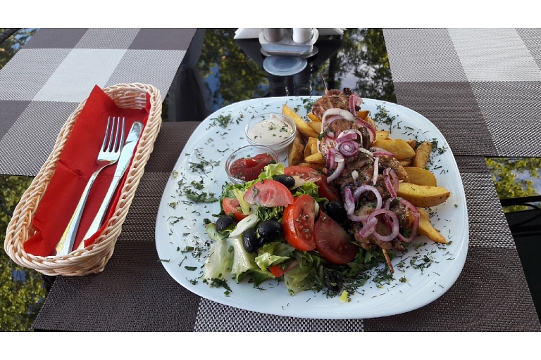 CAFE-PIZZERIA "Comedor"