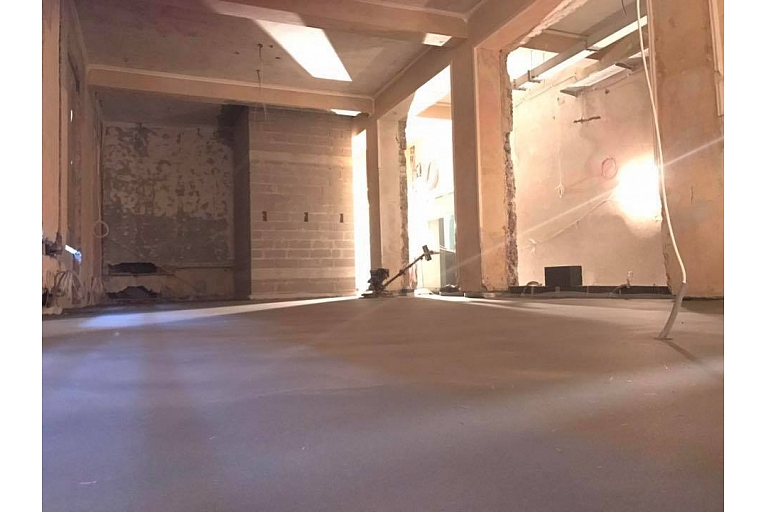 Creating floors at the level of the concrete floor