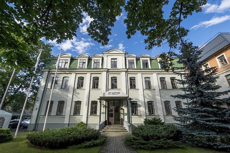 "Latvijas Mediji", newspapers and magazines