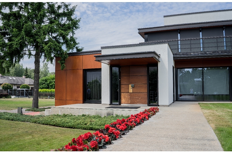 Modern garden design