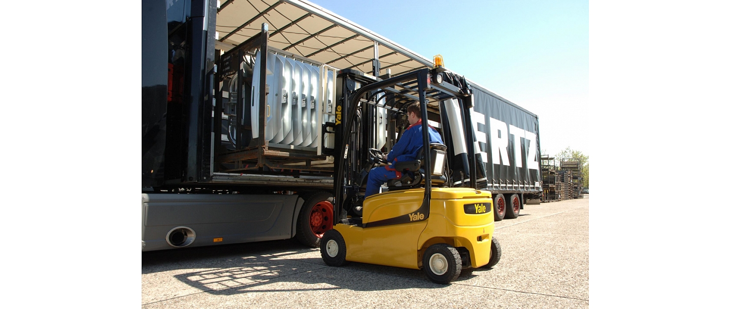 Pretsvara iekrāvēji