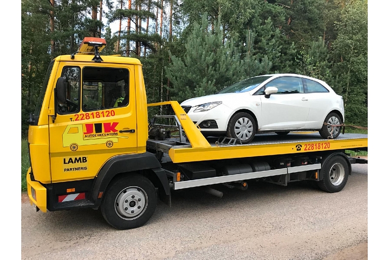 SOS tow truck