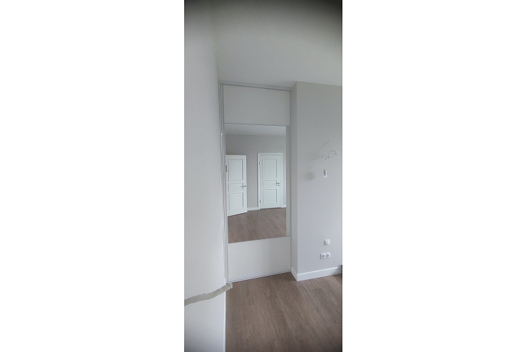 Sliding doors