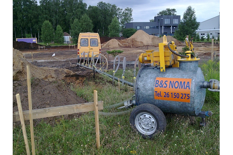 Construction equipment rental, delivery