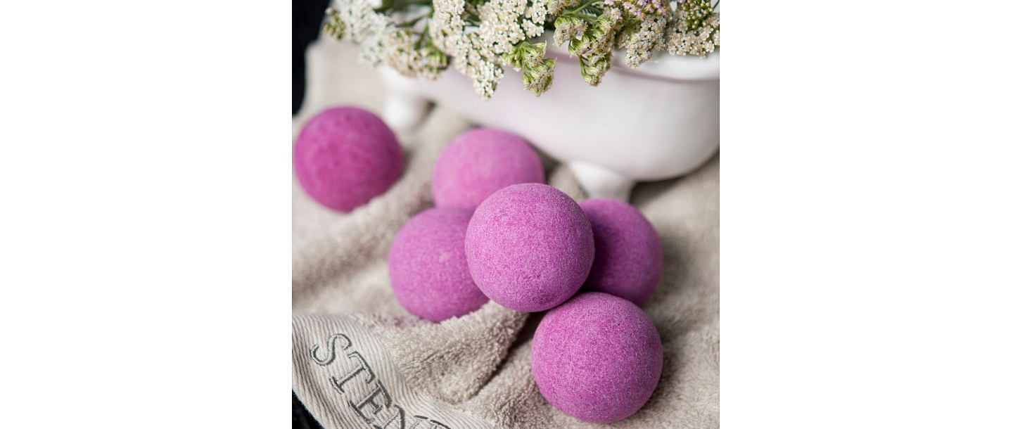 Bath balls