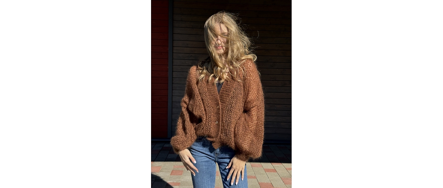 Soft, stylish sweater, that can be worn comfortably every day.