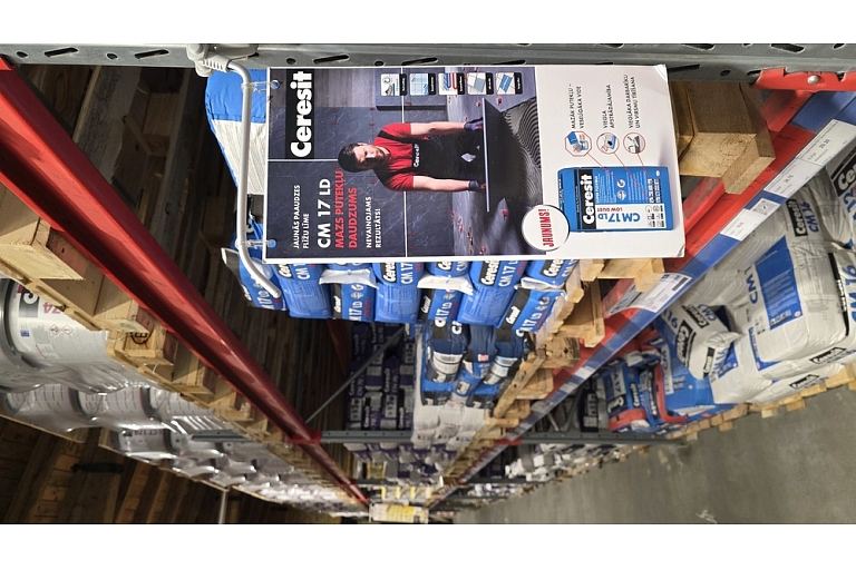 Ceresit CM17 LD stand in the Profcentrs store