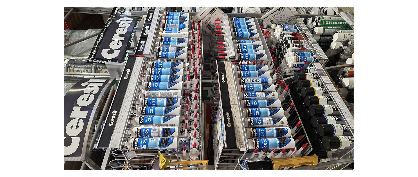 Ceresit CS25 stends Profcentrs veikalā