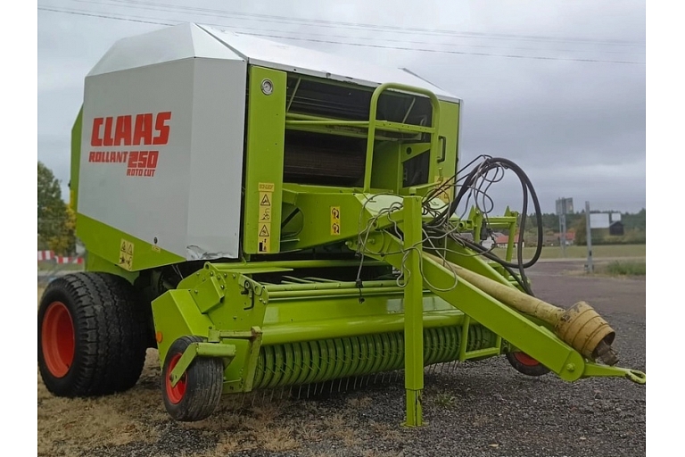 Claas Rollant 250 RotoCut