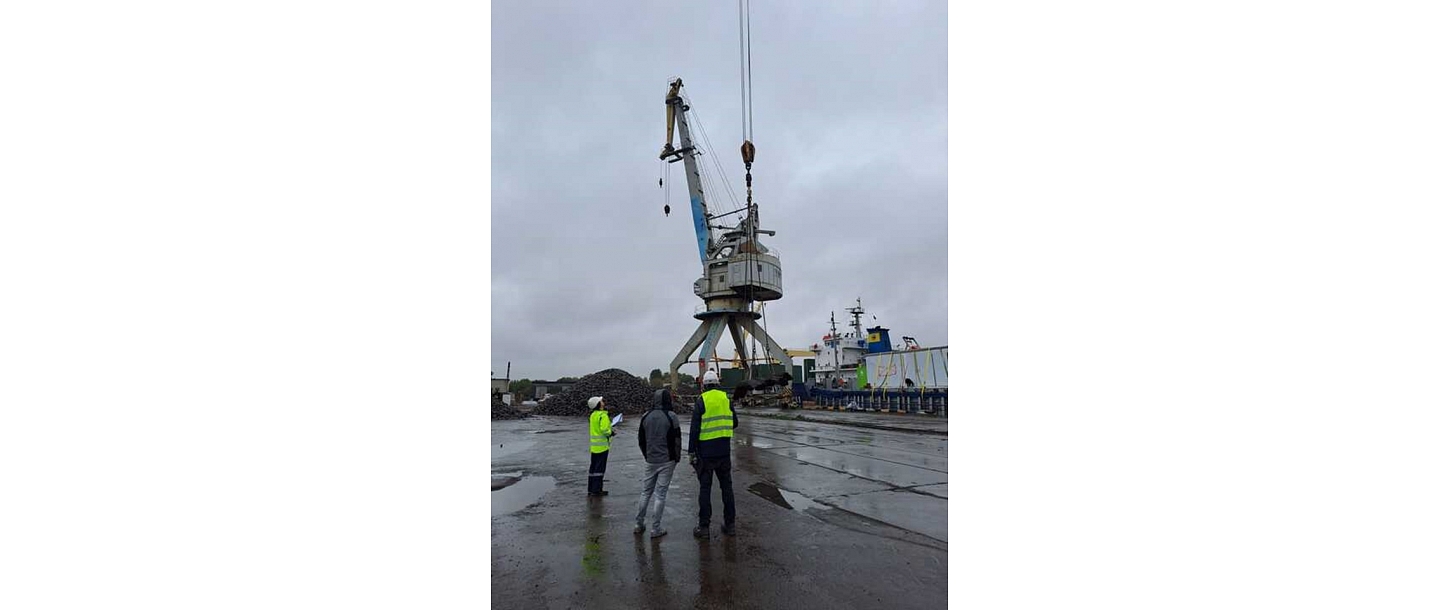 Crane