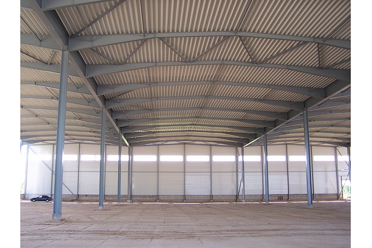 Metal structures for construction