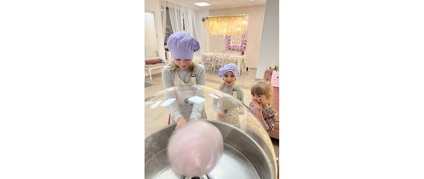 making cotton candy