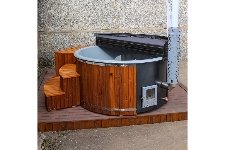 Hot tub with integrated oven