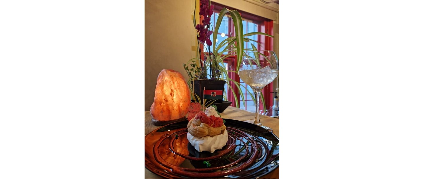 Pastnieka māja, restaurant 