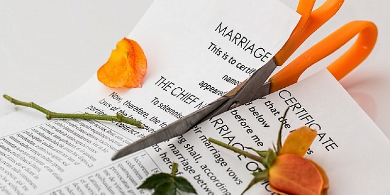 Laulības šķiršana