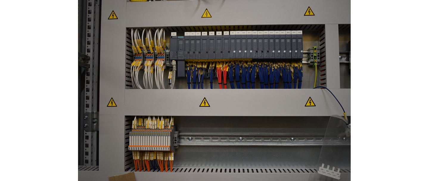 Elektrosadales un kontroles iekārtu ražošana