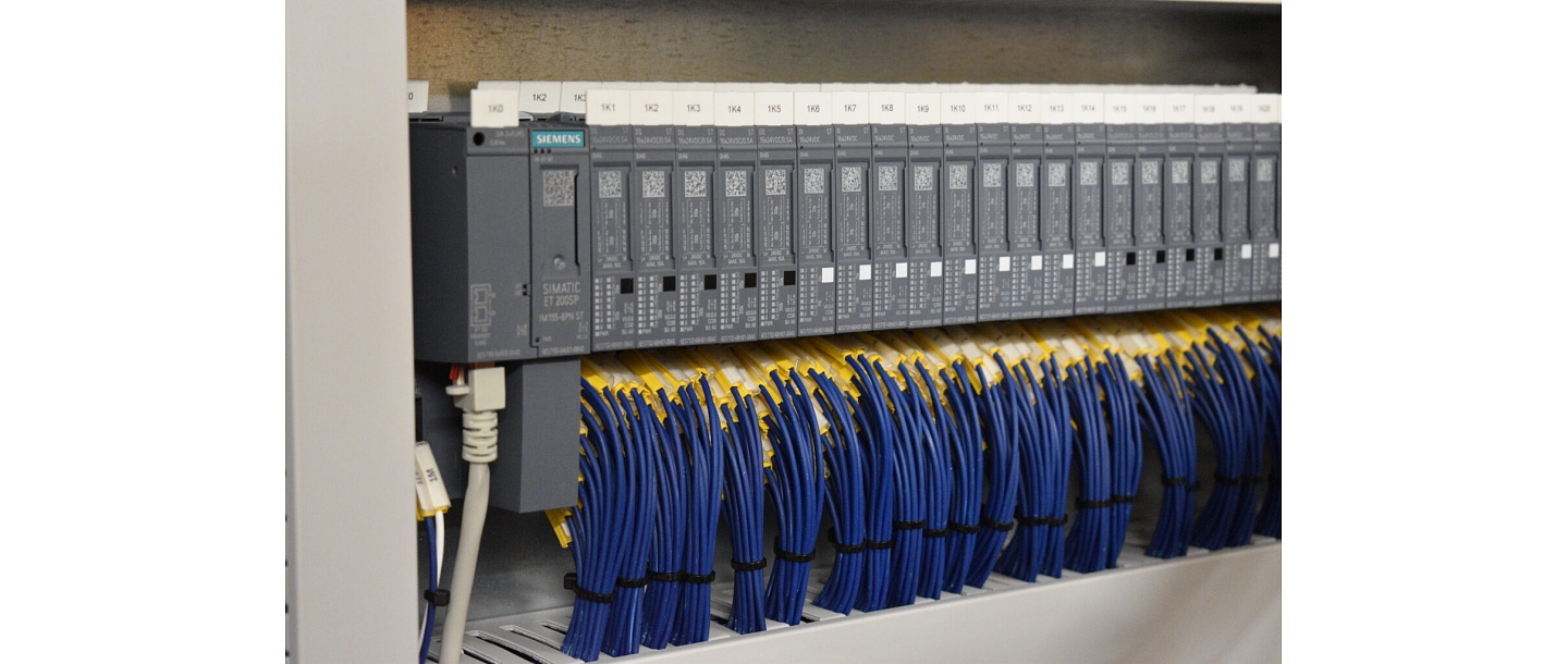 Manufacture of electricity distribution and control apparatus
