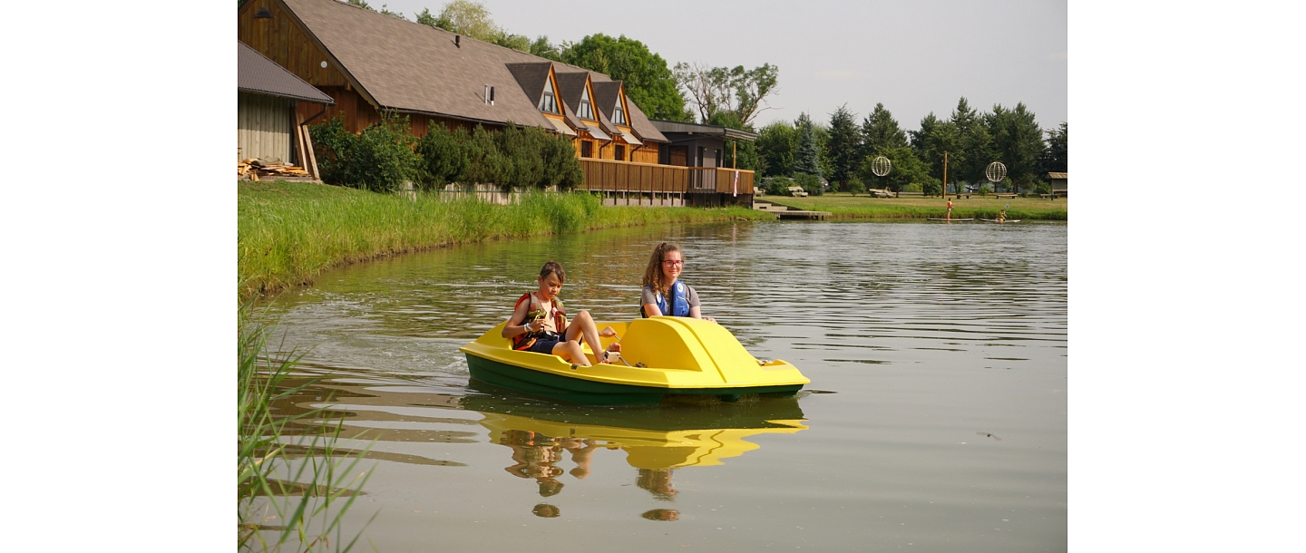 Day camps for children in English