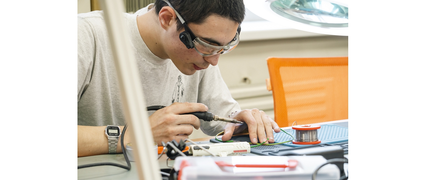 Computer system technician