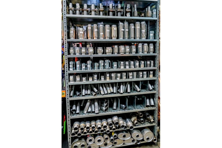 Car spare part trade