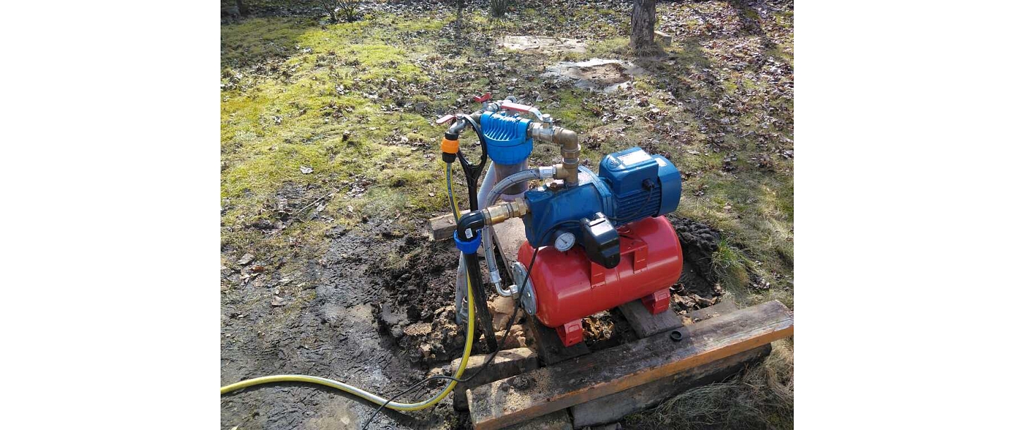 Water pump installation