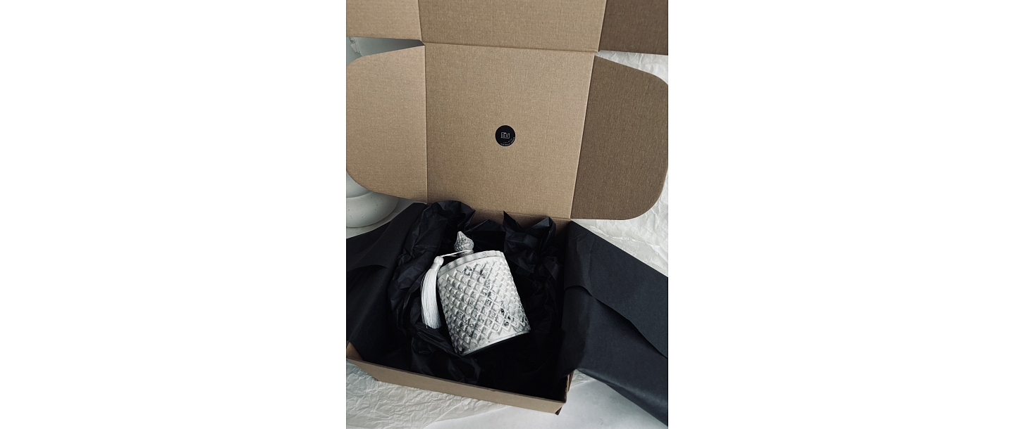 Exclusive gifts