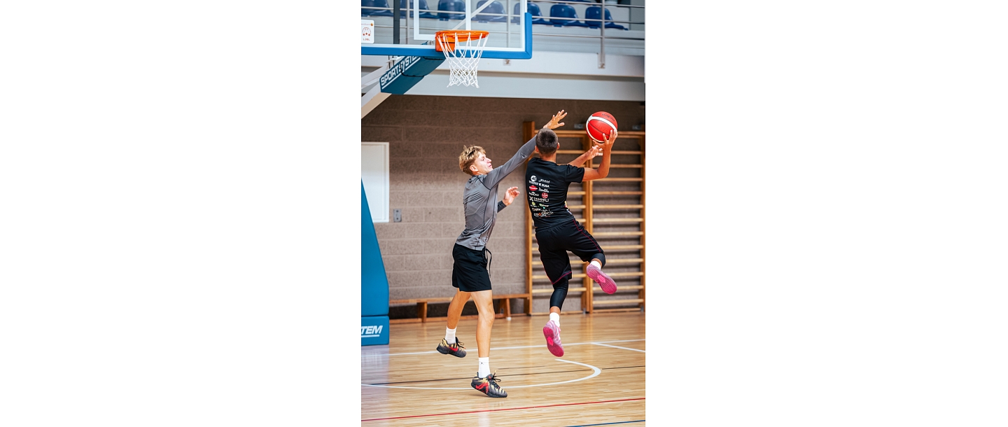 basketbola nometne