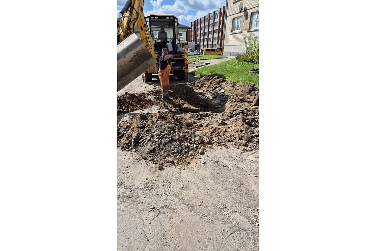 Рытье траншей и земляные работы