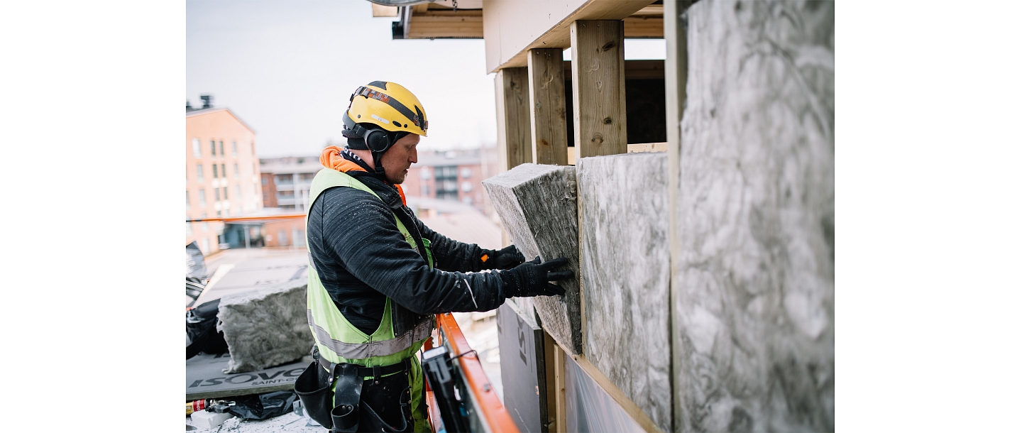 Fasādes siltināšana.