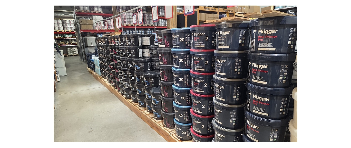 Flugger paint stand in the Profcentrs store