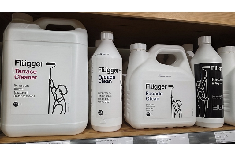 Flugger Terrace cleaner stand in the Profcentrs store