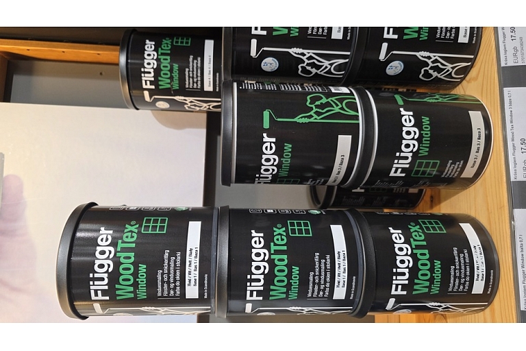 Flugger Window stand in the Profcentrs store