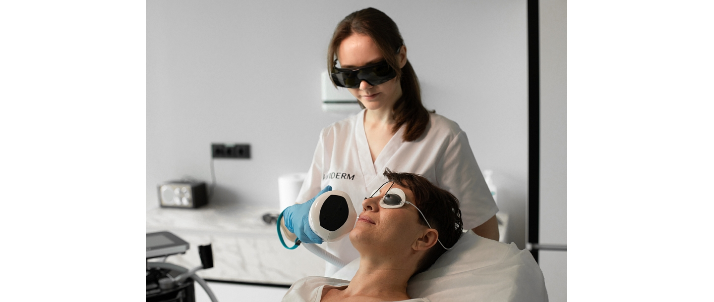 Phototherapy IPL therapy