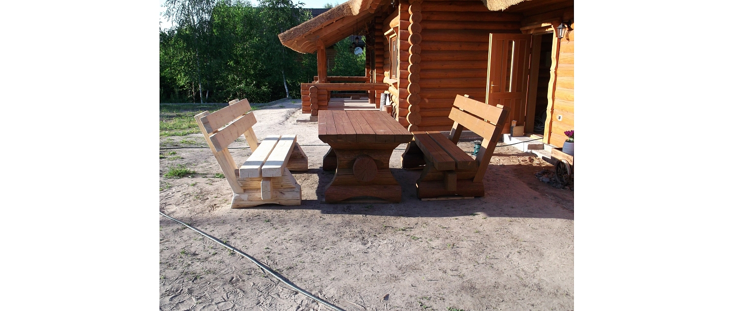 Table with backrests