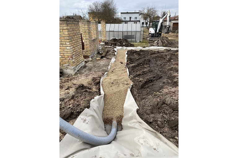 Installation of piping system in the factory.