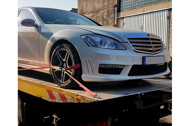 transportēšanas laikā netiek nodarīts bojājums