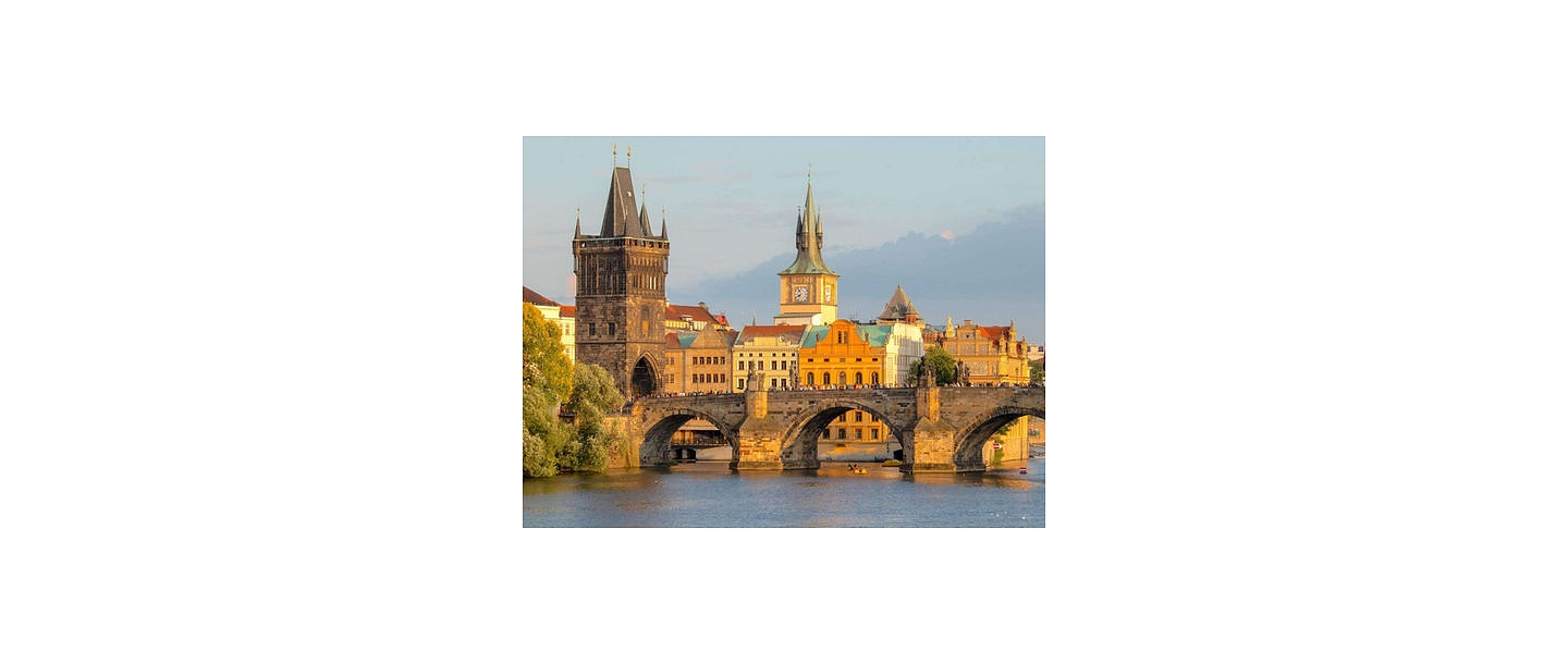Sightseeing tours of European capitals with GO Travel.
