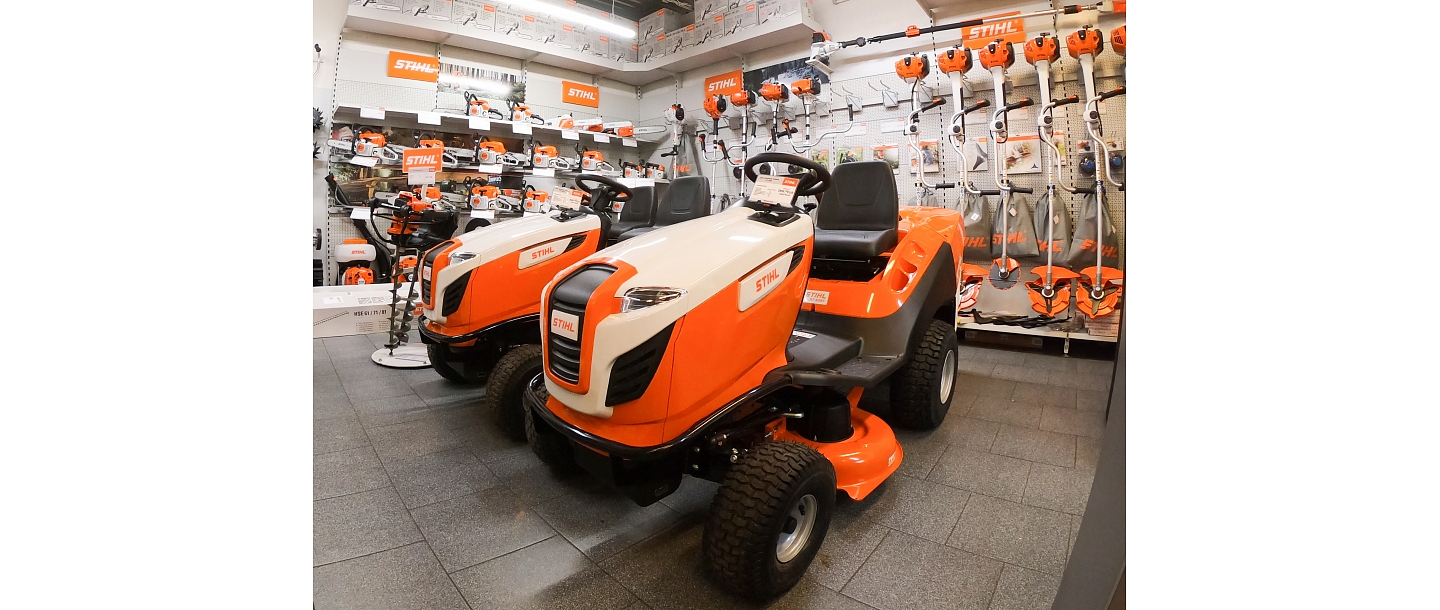 STIHL lawn tractors