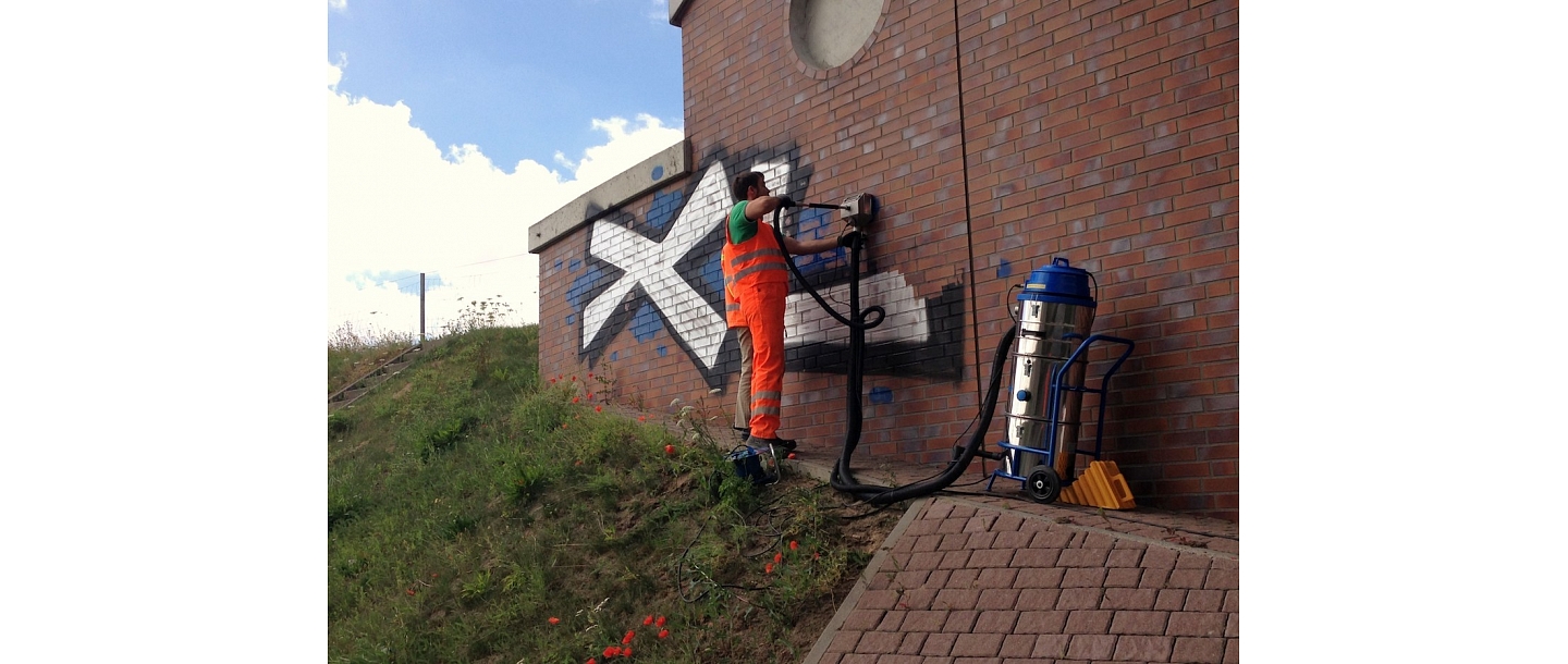 Graffiti removal