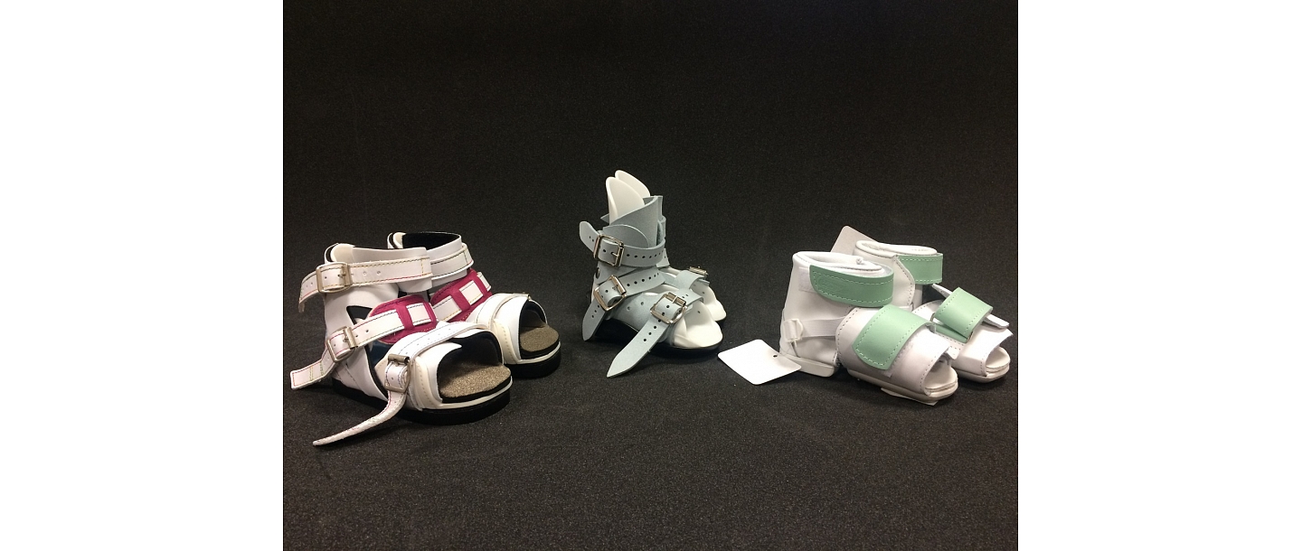 Crooked foot correction shoes