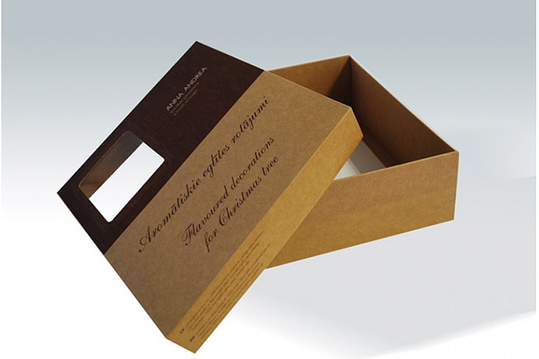Cardboard packaging boxes