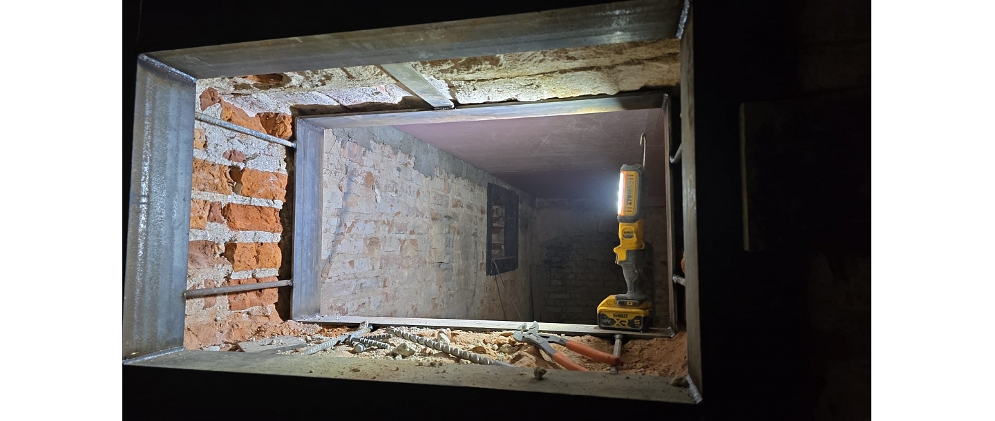 HOUSEDEXTER, LTD, works