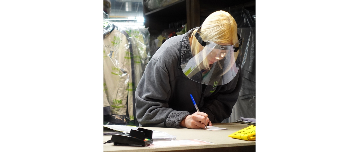 Badge service for clothing