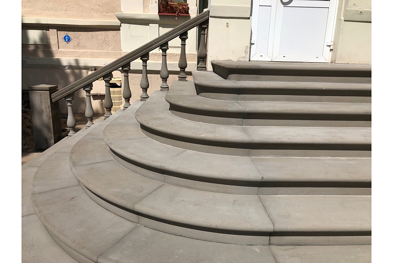 Concrete steps.