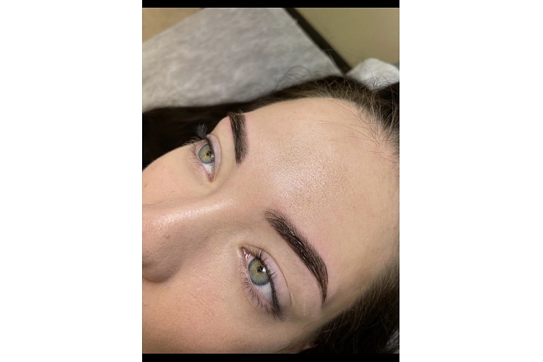 Eyebrow correction