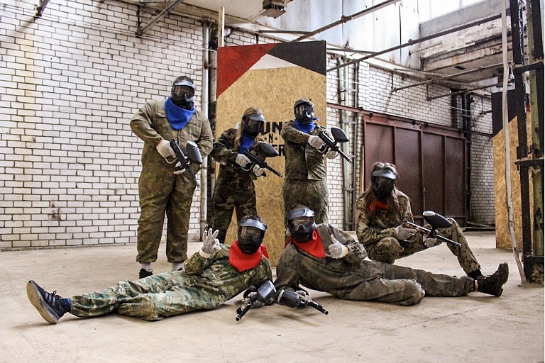 GunsnLasers lāzerpeintbols