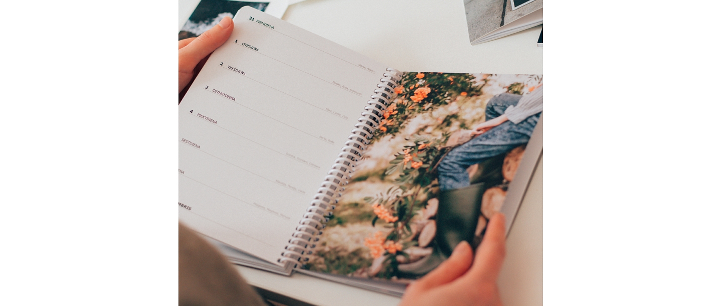 Create a scheduler, which meets your wishes!