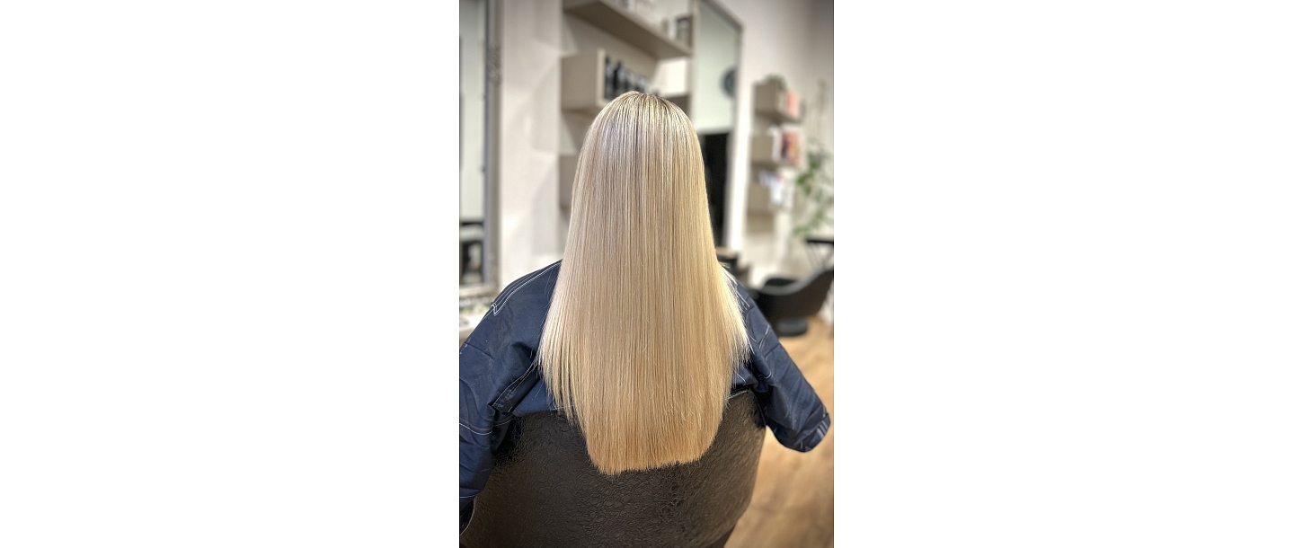 Women's haircut