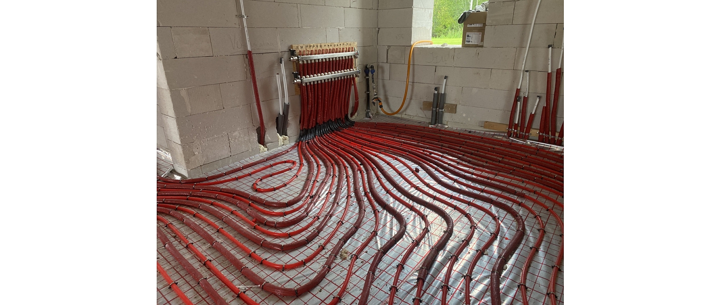 In the installation of heated floors, collector connection